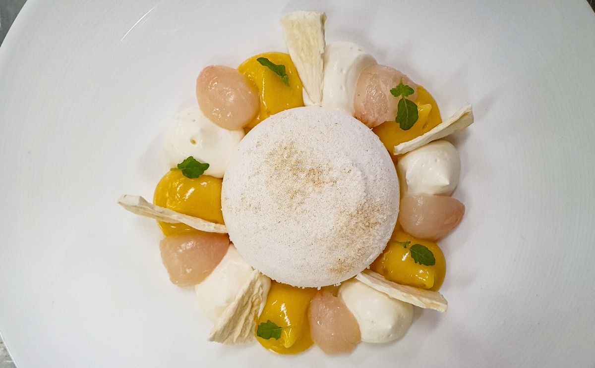 Lisa Van Zantenʼs Coconut, Yuzu, Passionfruit and Lychee Meringue Dome